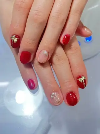 ネイル y‘s SALON所属・ト トのネイルデザイン