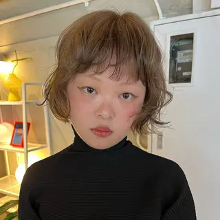 ショート カラー ヘアアレンジ ボブハイトーン🦖 デザインMAMIのヘアスタイル