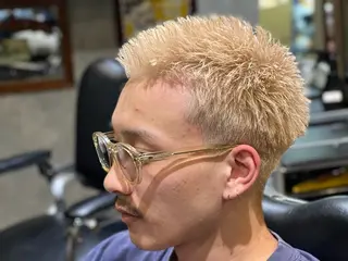 ショート 中居 優弥のヘアスタイル