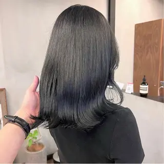 セミロング カラー パーマ ヘアアレンジ メンズ キッズ ネイル マツエク・マツパ アイブロウ 前川 朋香のヘアスタイル