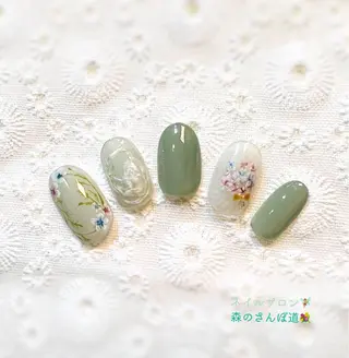 ネイル ショートネイル 森のさんぽ道のネイルデザイン