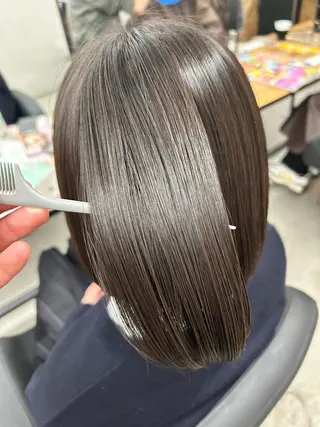 ミディアム 髪質改善/艶髪 ミトモリシュウトのヘアスタイル