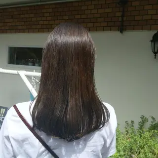 セミロング カラー 髪質改善サロン🫧 戎谷栞菜のヘアスタイル