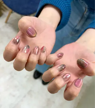 ネイル 吉田 里菜のネイルデザイン
