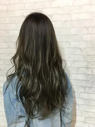 ロング カラー 河原 亮のヘアスタイル