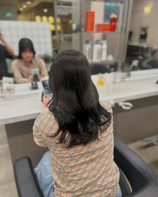 セミロング カラー パーマ ヘアアレンジ メンズ キッズ 🦋韓国レイヤー｜ 透明感グレージュ🦋のヘアスタイル