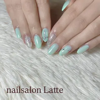 ネイル Nailsalon Latteのネイルデザイン