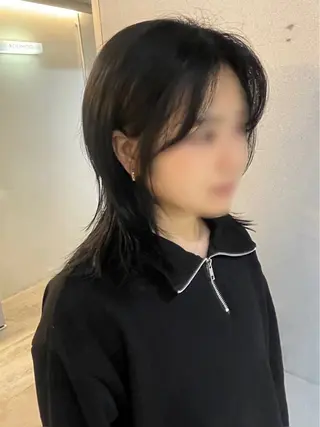 セミロング 韓国タッセルカット レイヤーカットのヘアスタイル