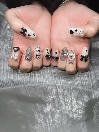ネイル Lee Nailsのネイルデザイン