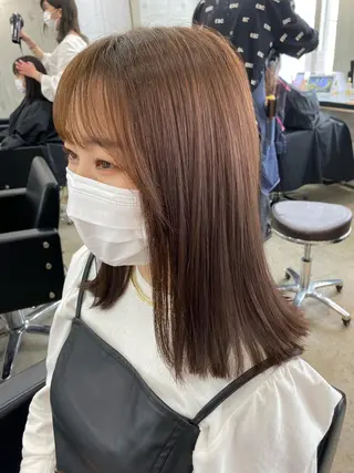 ミディアム カラー オリーブ/アッシュ やわらか透明感カラーのヘアスタイル