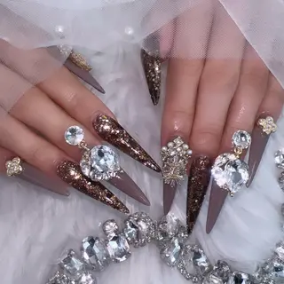 ネイル MADIA RUNAのネイルデザイン