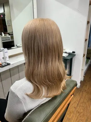 カラー 香野 優子のヘアスタイル