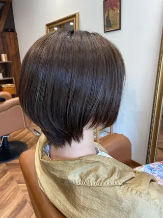 ショート カラー 【似合わせカット 】🦋岩崎 美保🐾のヘアスタイル
