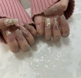ロング valerie /  miyuのネイルデザイン