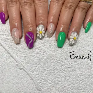 ネイル Emu Nailのネイルデザイン