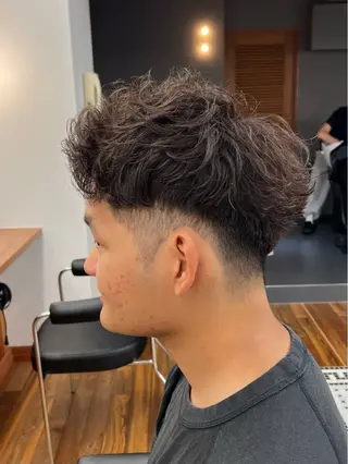 ショート メンズ メンズカット✂️ スキンフェード伊藤陸のヘアスタイル