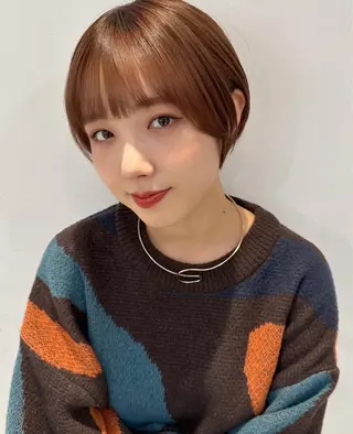 ショート カラー 大人可愛いレイヤー 大田のヘアスタイル