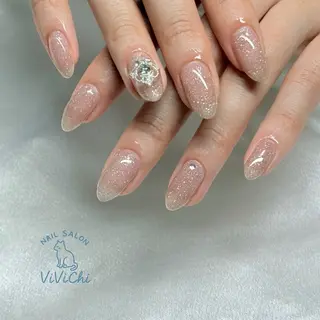 ネイル ViViChi 梨帆のネイルデザイン