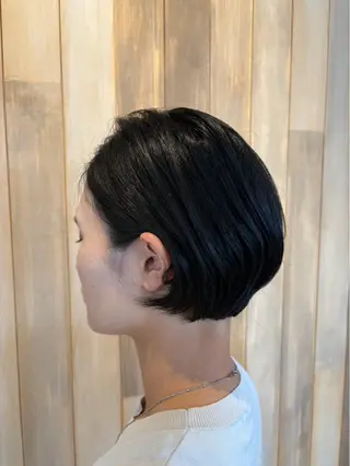 ショート 峯崎響乃 ツヤ髪透明感カラーのヘアスタイル