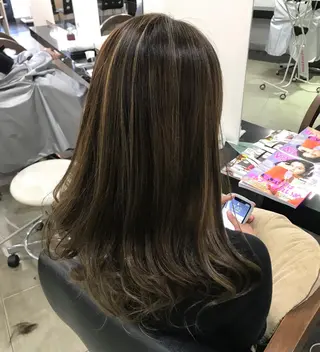 ロング カラー ヘアアレンジ 烏山 達也のヘアスタイル