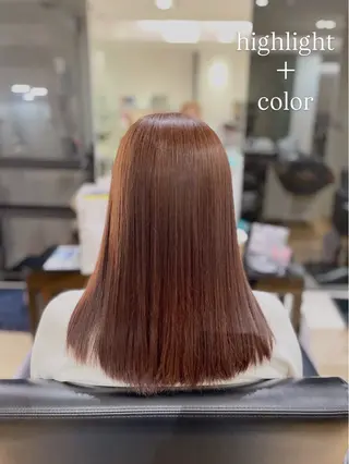 ロング カラー 鈴木 愛華のヘアスタイル