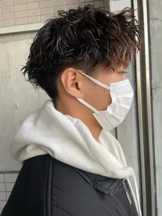 パーマ メンズ 大阪美容師 井上智博のヘアスタイル