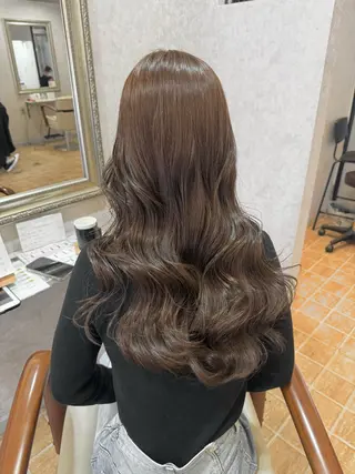 ロング カラー 星田 美海のヘアスタイル