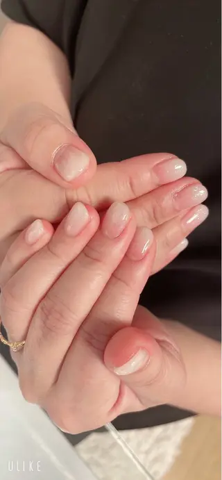 ネイル R ...Rの眉毛・アイブロウイメージ