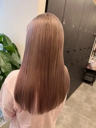 ロング Ｖｉｏｔ  銀座 樋口 桃佳のヘアスタイル