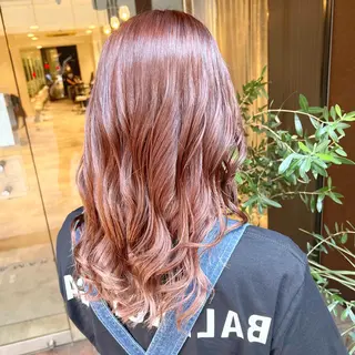 セミロング カラー 美髪矯正/髪質改善 /透明感ある艶カラーのヘアスタイル