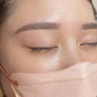 アイブロウ 目彩🌺 伊藤菜々美のマツエク・マツパデザイン