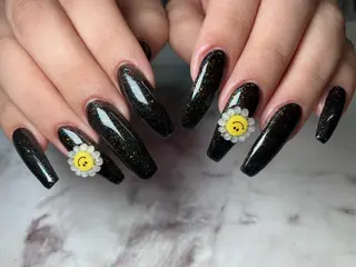 ネイル Nail Salon L’arc所属・Kawasaki Shinyaのネイルデザイン