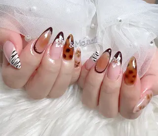 ネイル &ME ネイルサロンのネイルデザイン