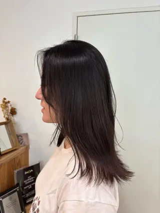 ミディアム 室谷 ゆりあのヘアスタイル