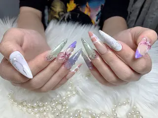 ネイル ENsalon AKIRAのネイルデザイン