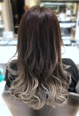 セミロング カラー ✨髪質改善✨ 田西　基彦のヘアスタイル