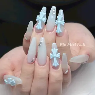 ネイル HANA 長さだしのネイルデザイン