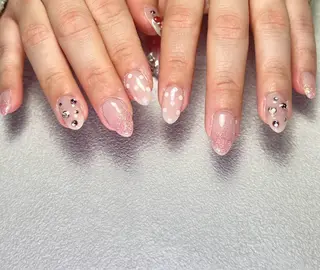 ネイル ネイリスト ハンのネイルデザイン