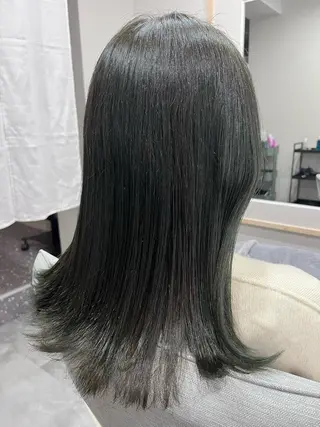 セミロング カラー liL  hair サトウリョウタのヘアスタイル