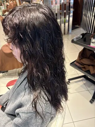 ロング パーマ ヨウコ YOKOのヘアスタイル