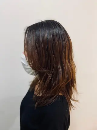 セミロング en-te:堀 恵里那のヘアスタイル