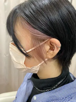 ショート カラー 竹内 麻乃のヘアスタイル