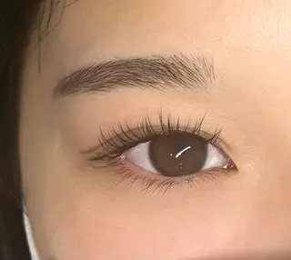 マツエク・マツパ e.moa airiの眉毛・アイブロウイメージ