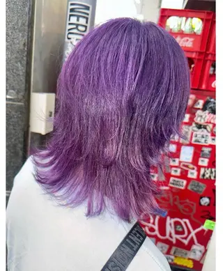 ミディアム カラー GARU-ガル-所属・TSUNO🦖 派手髪/オタク美容師のヘアスタイル