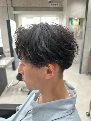 ショート パーマ メンズ ユウ🪄 パーマ指名No1のヘアスタイル