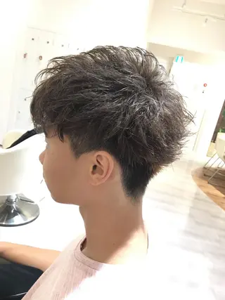 ショート カラー メンズ 金子 富士のヘアスタイル