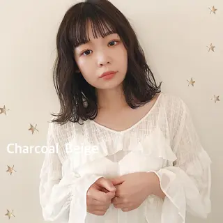 ミディアム カラー 市川 千夏のヘアスタイル