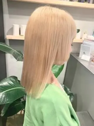 ミディアム カラー 垢抜け案内人 鈴木聖矢✂️のヘアスタイル