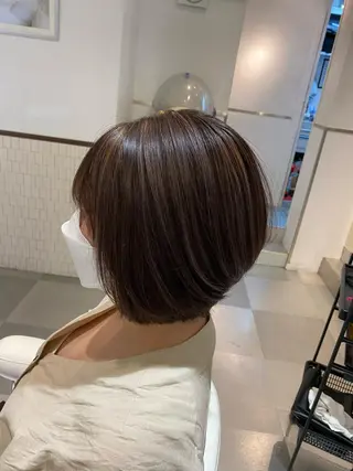 ミディアム カラー コテ巻き風パーマ 藤澤　知彌のヘアスタイル