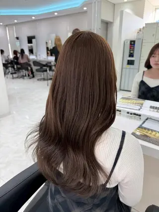 カラー ブリーチなし🪞 ベージュブラウン🤎のヘアスタイル